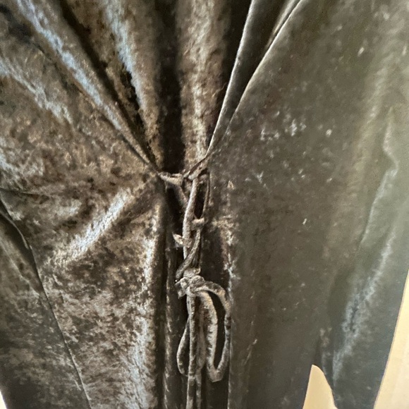 Vintage Velvet 90’s Spooky Dress - Picture 5 of 9